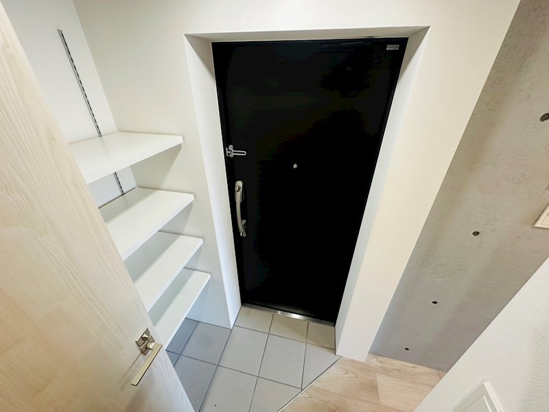 レピュア北千住レジデンス 玄関