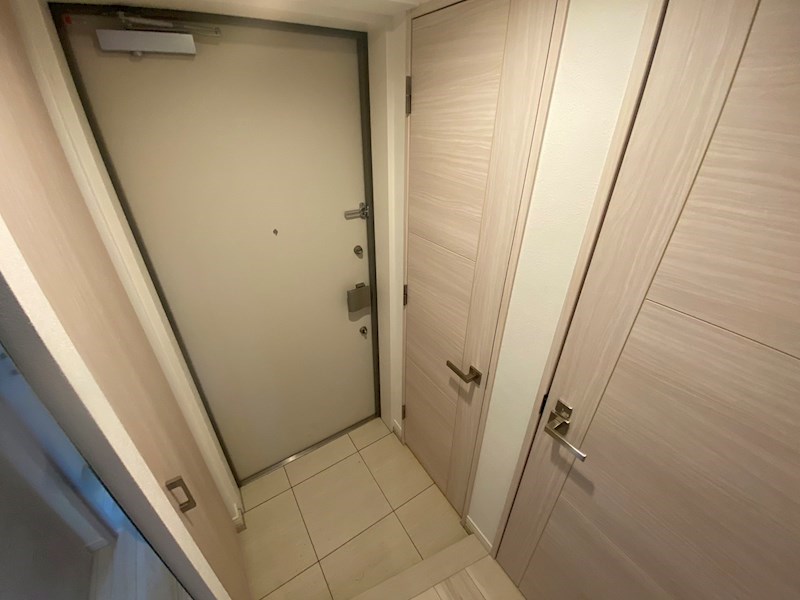 SPコート保塚町 玄関