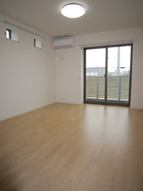 ヴァンベール（八潮市大瀬） リビング