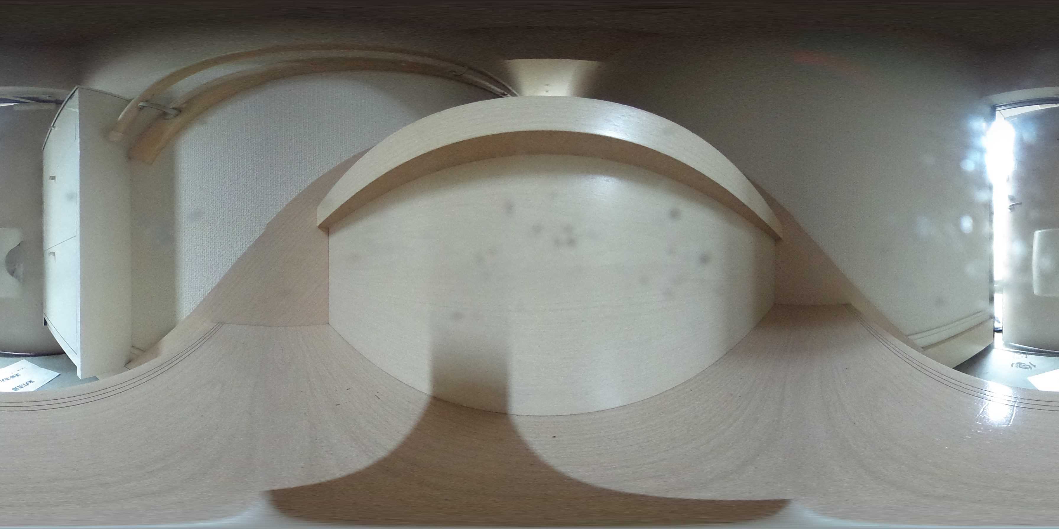 Sakura一番館 玄関