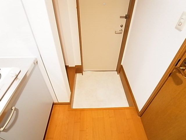 グランシャレー青井 玄関