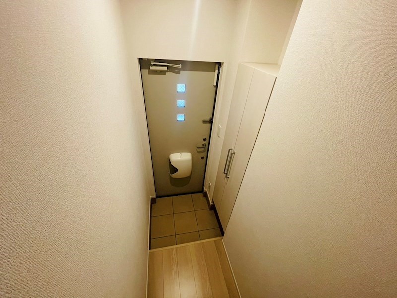 メゾンHIDE 玄関