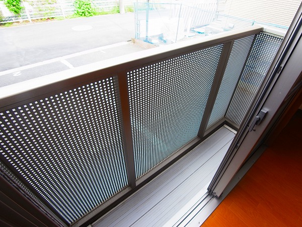 メゾンミルフィーユ ベランダ