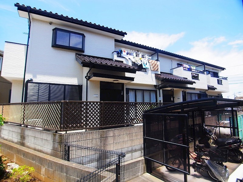 テラスアゼリア Ｂ号室 外観