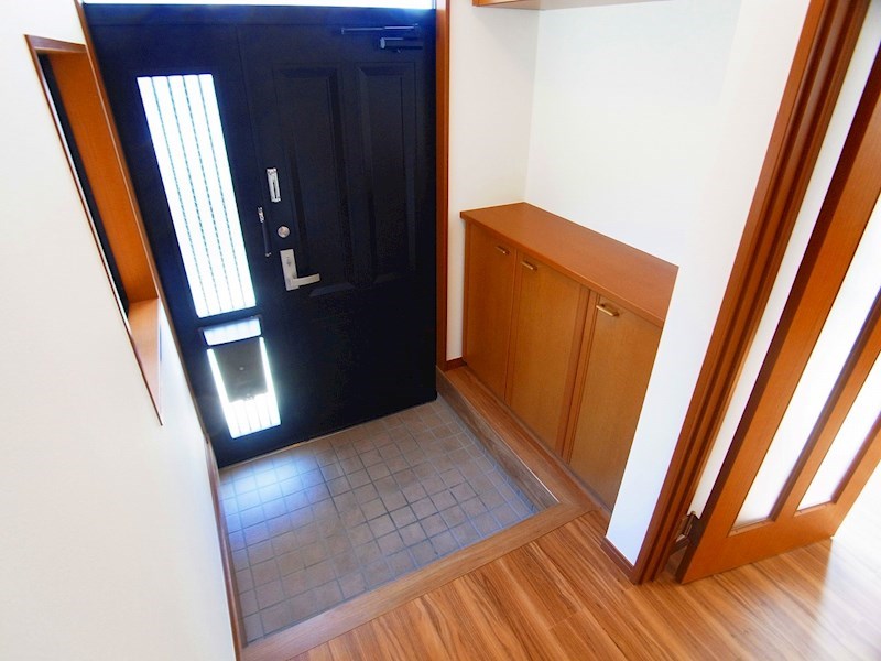 テラスアゼリア 玄関