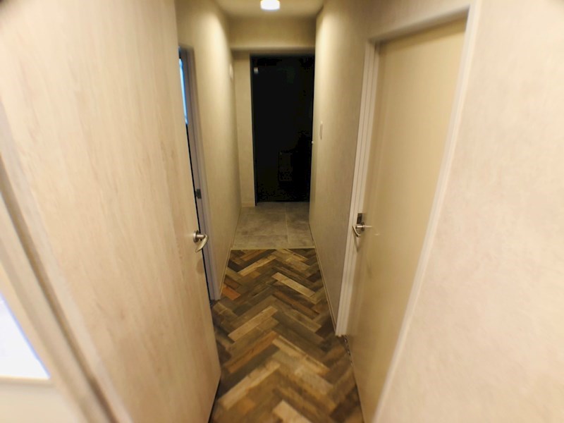 クレセントコートおおたかの森 玄関