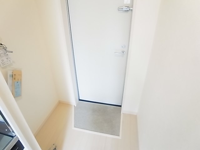 クレール西新井 玄関