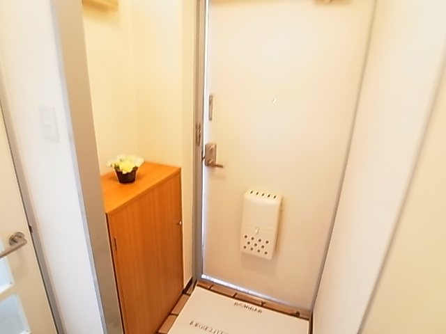 パストラル恩田 玄関