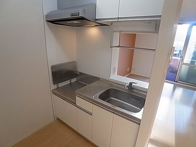 Side3 キッチン