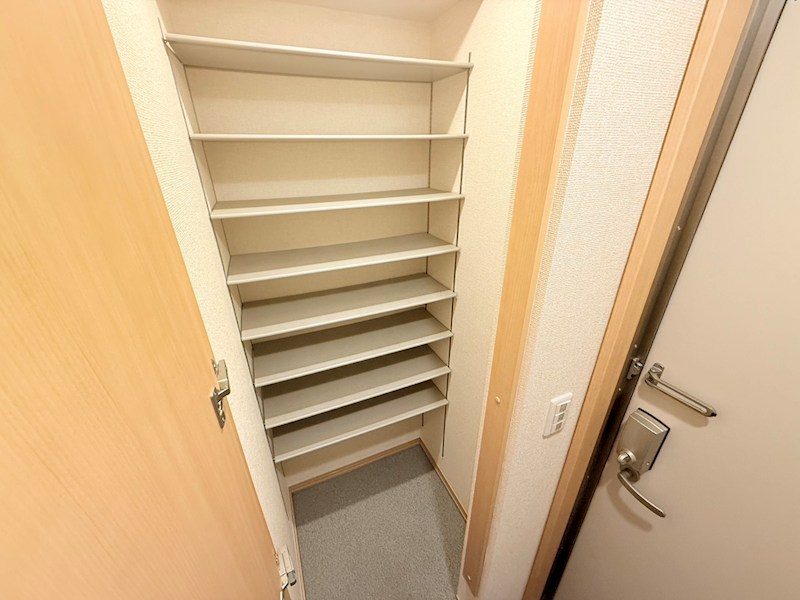 エスカーサ その他10