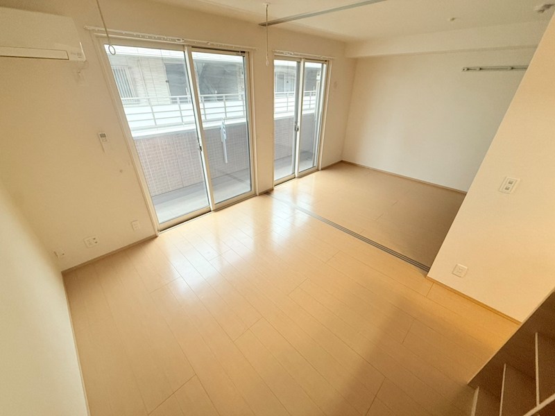 エスカーサ その他13