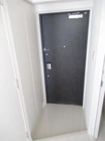 AXAS西新井 玄関