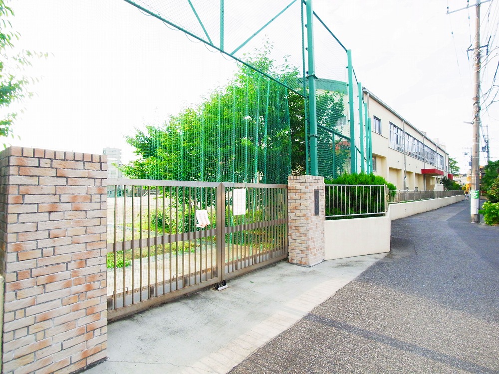AXAS西新井 中学校