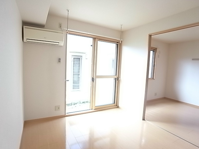 メゾンヴェールＳＹＯＥＩ リビング