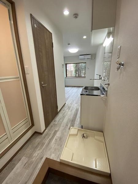 サンプレイスＳ 玄関