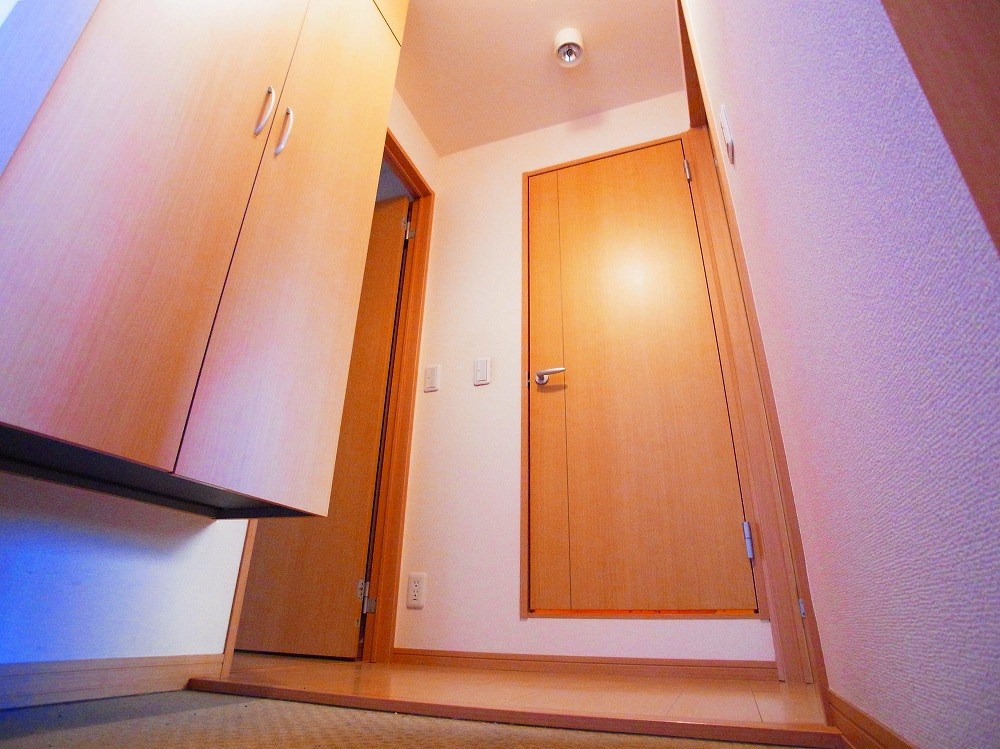 クレール３ 玄関