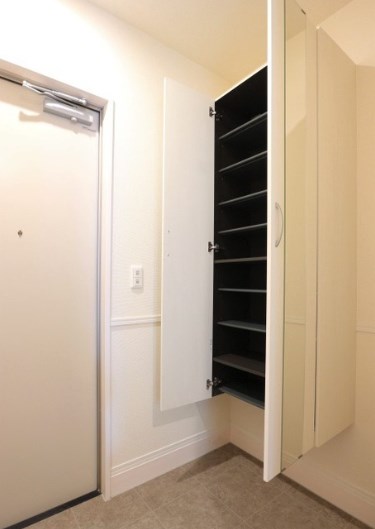 ジラソーレ 玄関