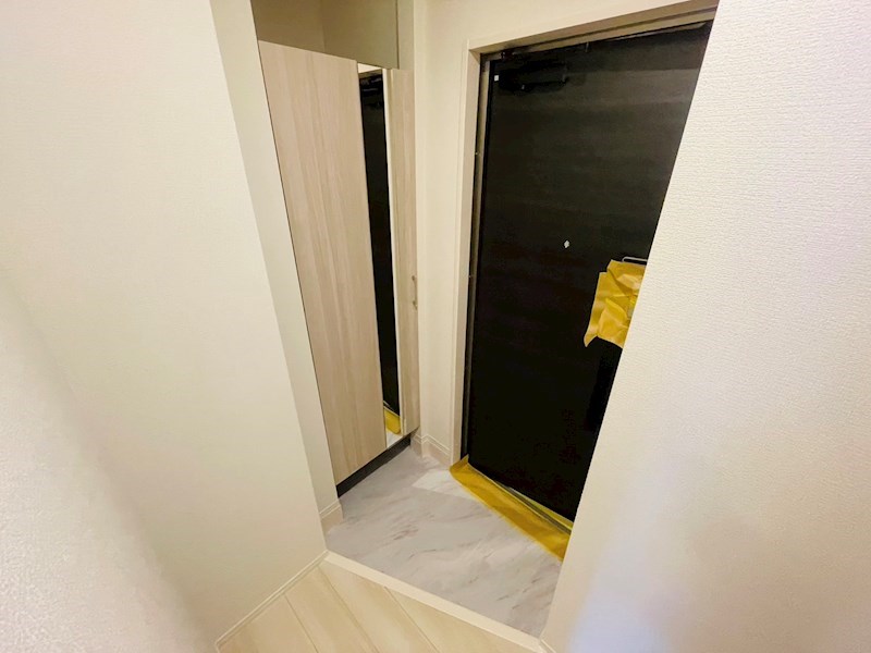 セレスティア西保木間 玄関