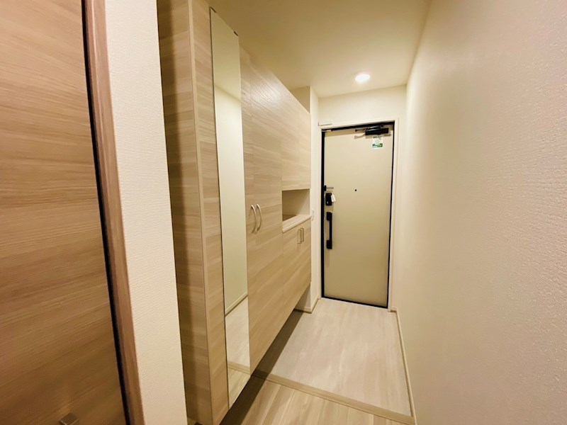 アヴァンス八潮A 玄関