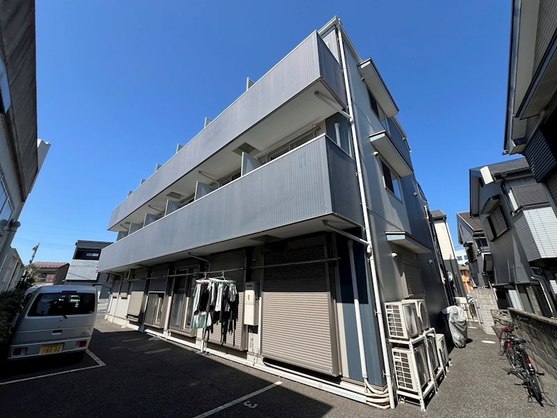 ストラーダ 301号室 外観