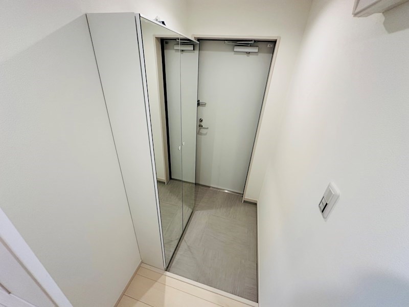 イクシオ　トウカイ 玄関