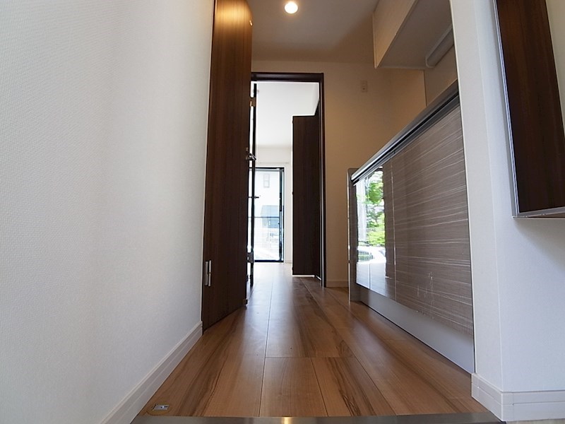 ベルメント平賀 玄関