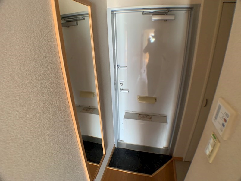 メゾンシャルムⅢ 玄関