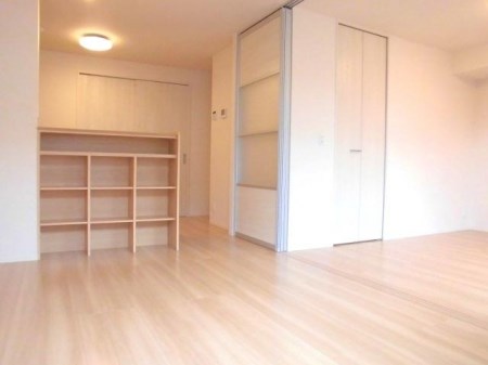 エミネンス リビング