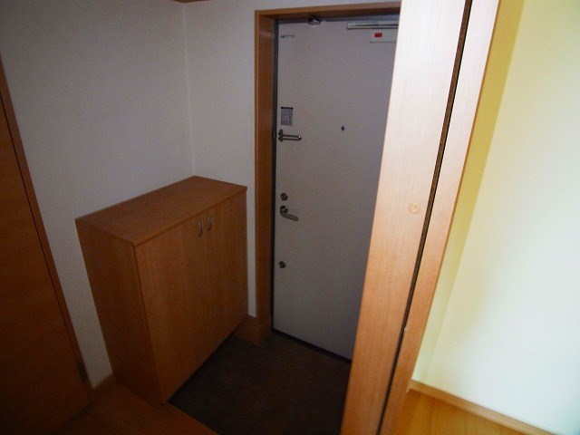 ジュールエスト２ 玄関