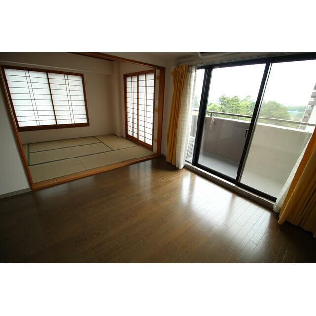 ライオンズマンション松戸中央公園 リビング