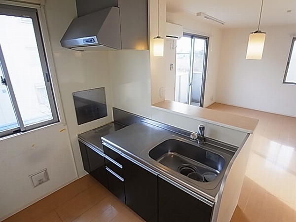 シティ　オブ　フレグランスⅡ キッチン