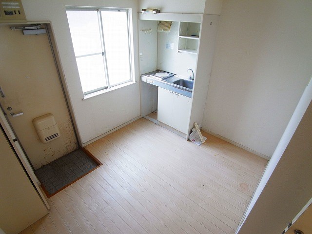 ジュネパレス松戸第708 リビング