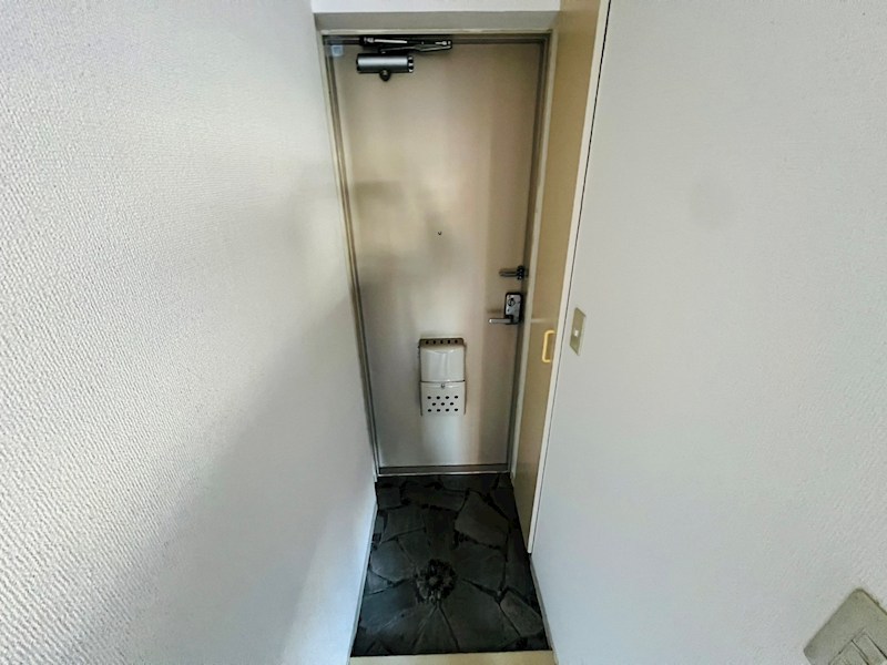 北小金ハイツ 玄関