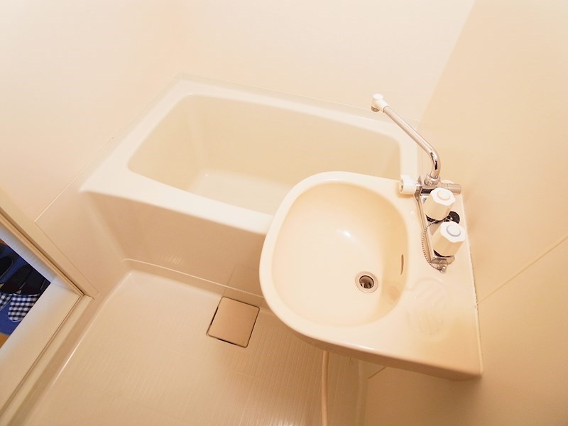 ＡＤＯＮＩＳ　ＨＯＵＳＥ その他3