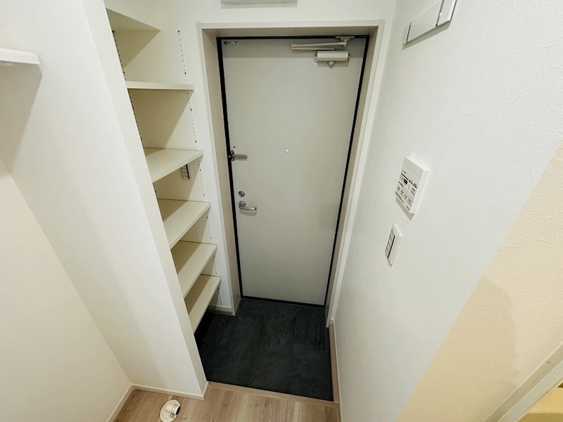 MELDIA北綾瀬V 玄関