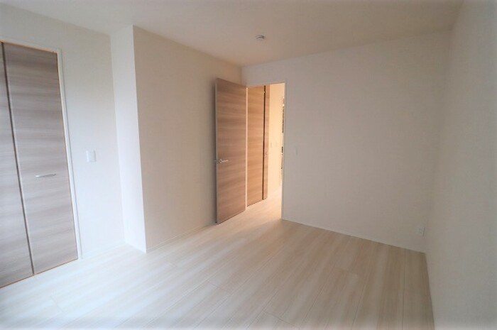 ロータスヒル ベッドルーム