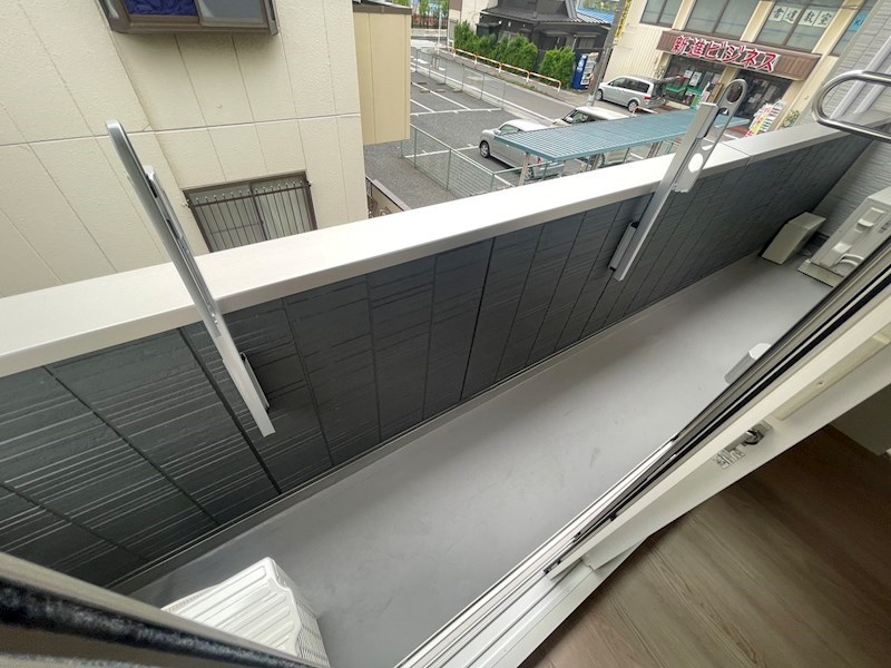 グラナーデ鹿浜 ベランダ