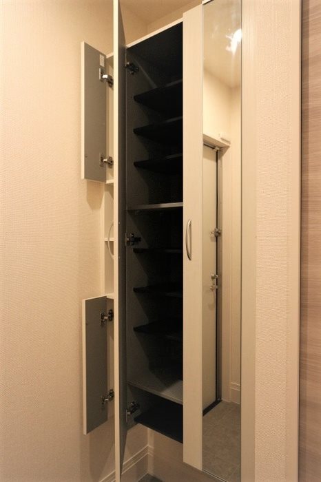 インペリアル 玄関
