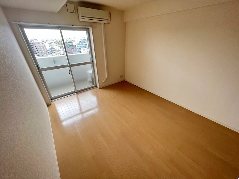 ＷＡＶＥ谷在家 ベッドルーム