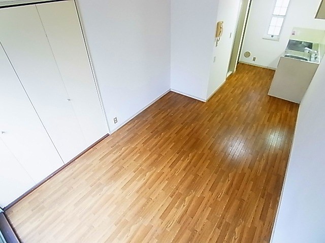 エステートピア勝間 リビング