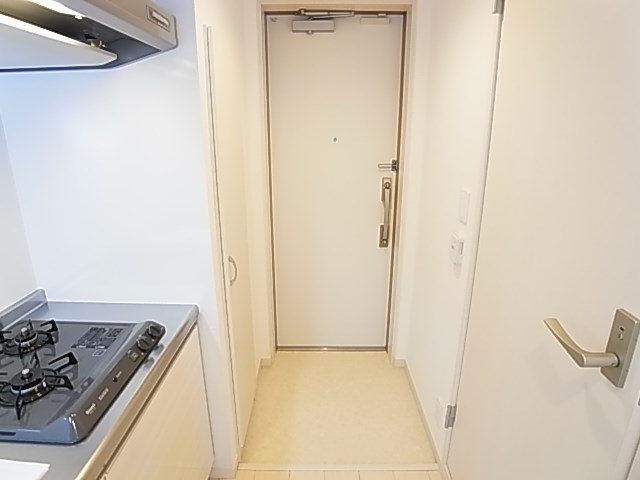 リブリ・コルージャ 玄関