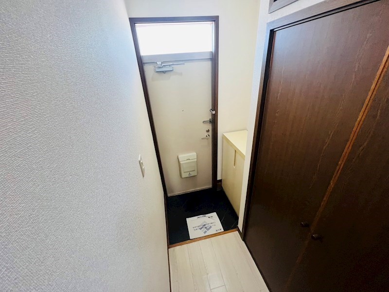 サマックス・プラムヴィレッジ 玄関