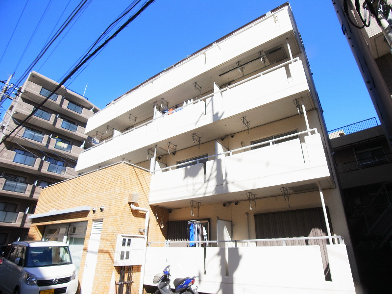 マンションニューシャイン 303号室 外観