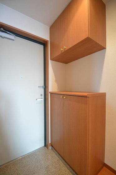 オアシスＤ棟 玄関