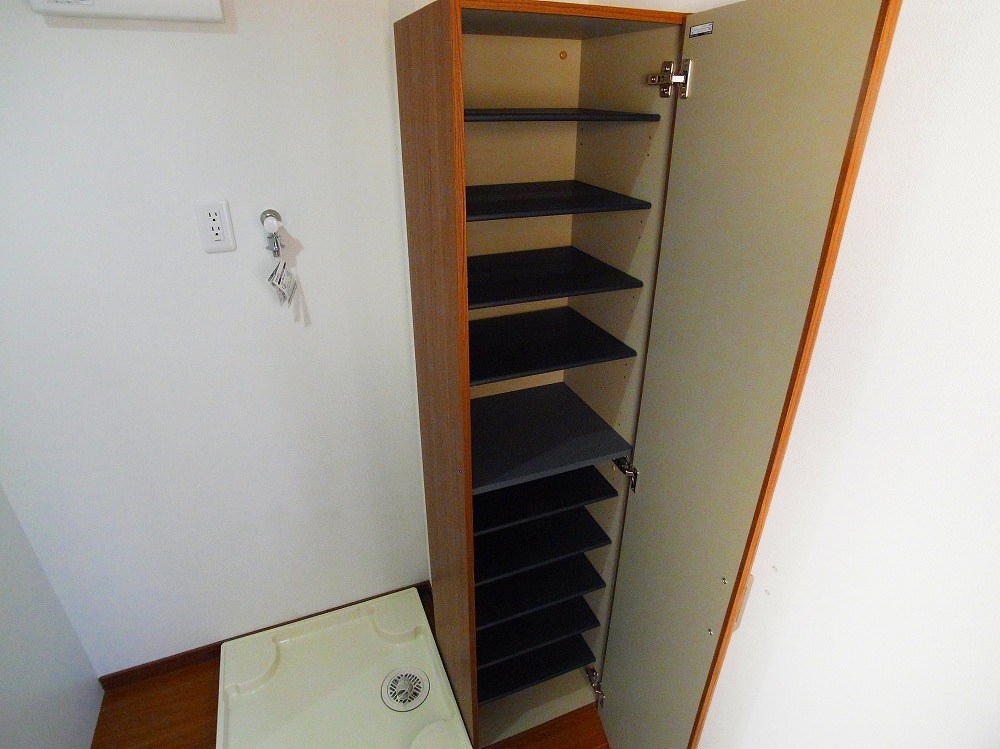 ADIK谷在家 その他8