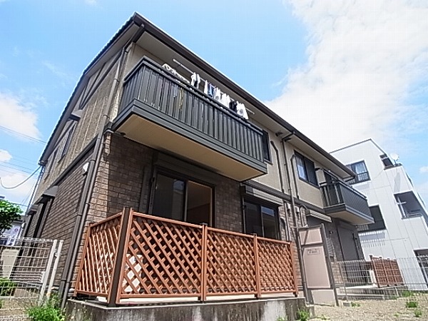 ロイヤルヒルズ春日D 102号室 外観