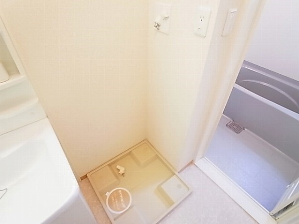 ロイヤルヒルズ春日D その他13