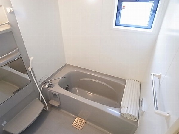 ロイヤルヒルズ春日D 風呂画像