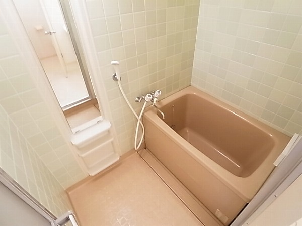 カームヤタ藤第１ 風呂画像