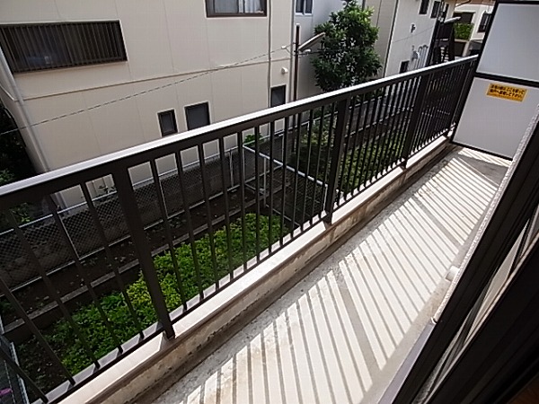 カームヤタ藤第１ ベランダ